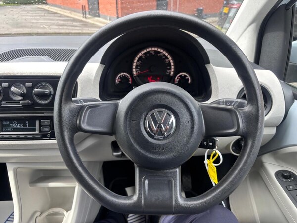 Used Volkswagen up! 2013 for sale - 75982041: Photo 19
