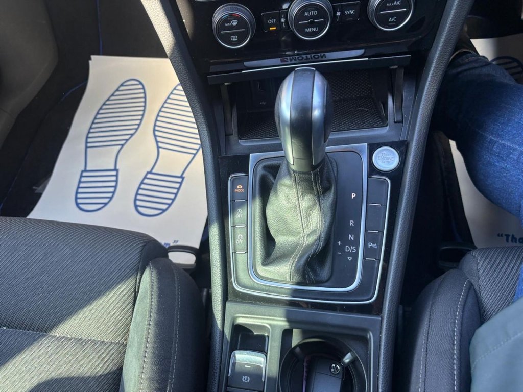 Used Volkswagen Golf 2019 for sale - 77249859: Photo 17