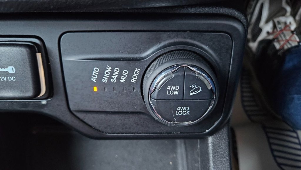 Used Jeep Renegade 2020 for sale - 78082630: Photo 19