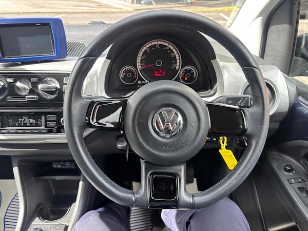 Used Volkswagen up! 2014 for sale - 76273324: Photo 19