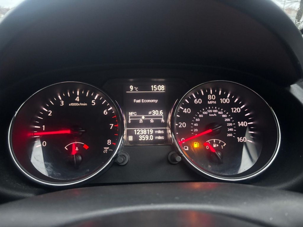 Used Nissan Qashqai+2 2010 for sale - 76985839: Photo 16