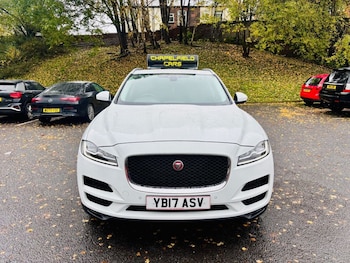 Used Jaguar F-Pace 2017 for sale - 76848243: Photo