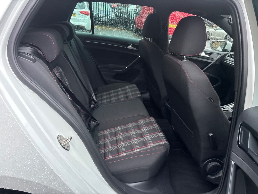 Used Volkswagen Golf 2015 for sale - 76820666: Photo 10