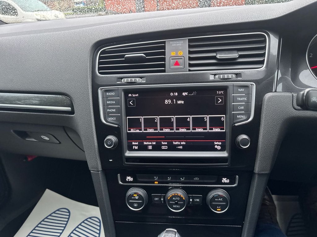 Used Volkswagen Golf 2015 for sale - 76820666: Photo 16