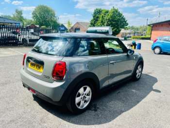Used MINI Hatch 2018 for sale - 74629399: Photo