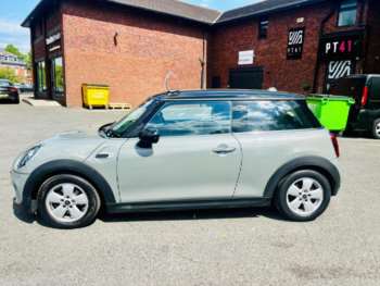 Used MINI Hatch 2018 for sale - 74629399: Photo