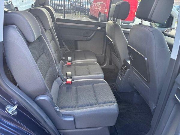 Used Volkswagen Touran 2013 for sale - 76045647: Photo 8
