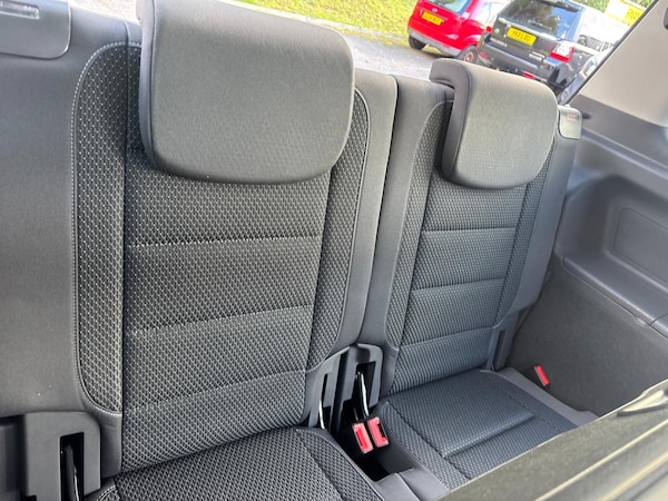 Used Volkswagen Touran 2013 for sale - 76045647: Photo 9