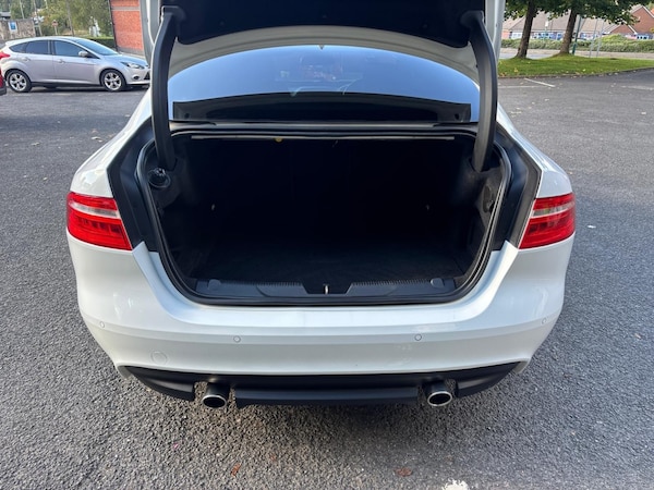 Used Jaguar XE 2017 for sale - 76205650: Photo 16