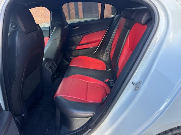 Used Jaguar XE 2017 for sale - 76205650: Photo 18