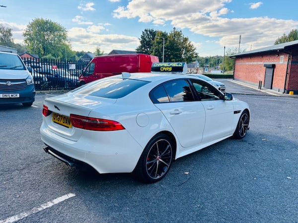 Used Jaguar XE 2017 for sale - 76205650: Photo 5