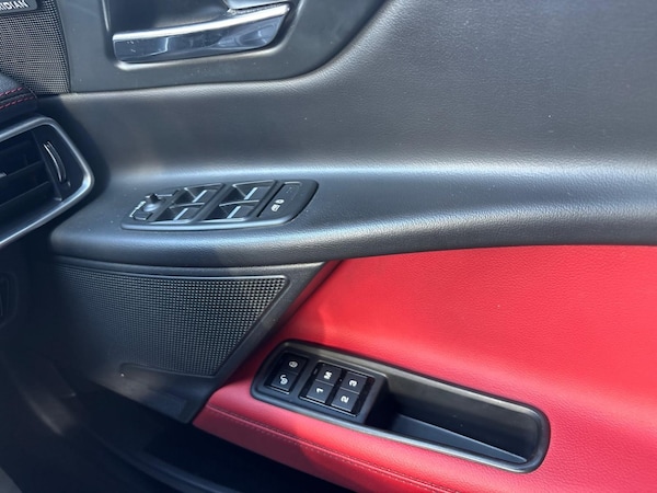 Used Jaguar XE 2017 for sale - 76205650: Photo 9