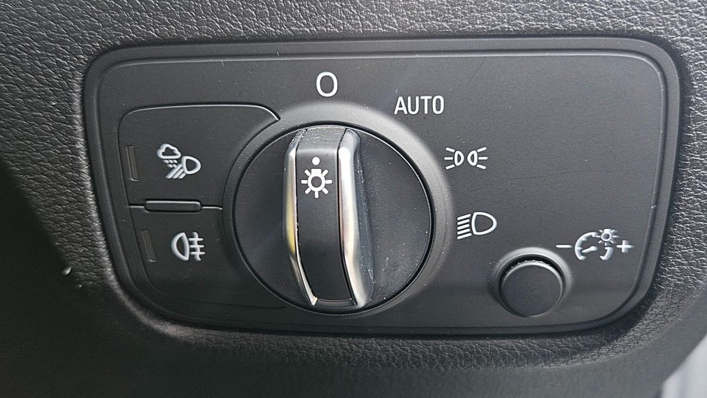 Used Audi Q2 2017 for sale - 77157799: Photo 17