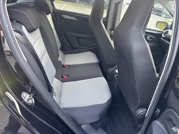 Used Volkswagen up! 2013 for sale - 76205618: Photo 11