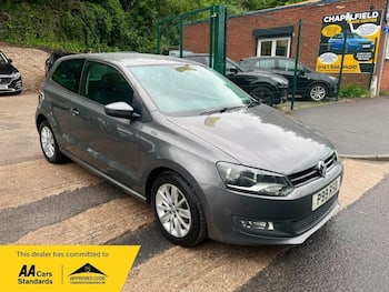 Used Volkswagen Polo 2012 for sale - 79763896: Photo