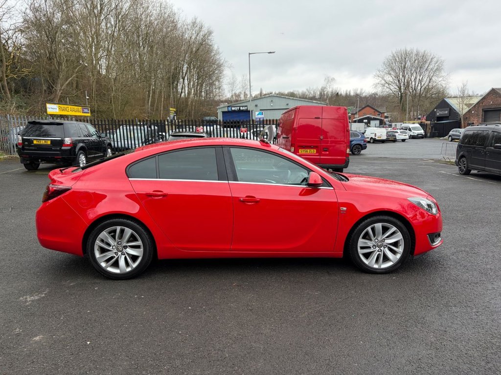 Used Vauxhall Insignia 2015 for sale - 77614255: Photo 2