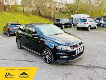 Used Volkswagen Polo 2016 for sale - 78549822: Photo