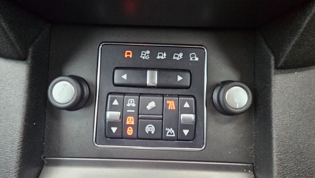 Used Land Rover Discovery 2015 for sale - 77269122: Photo 18