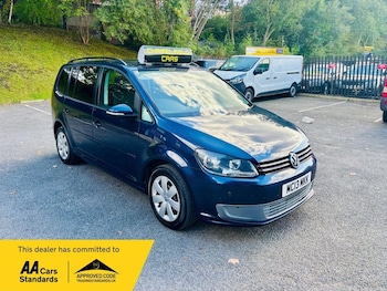 Used Volkswagen Touran 2025 for sale - 76504471: Photo