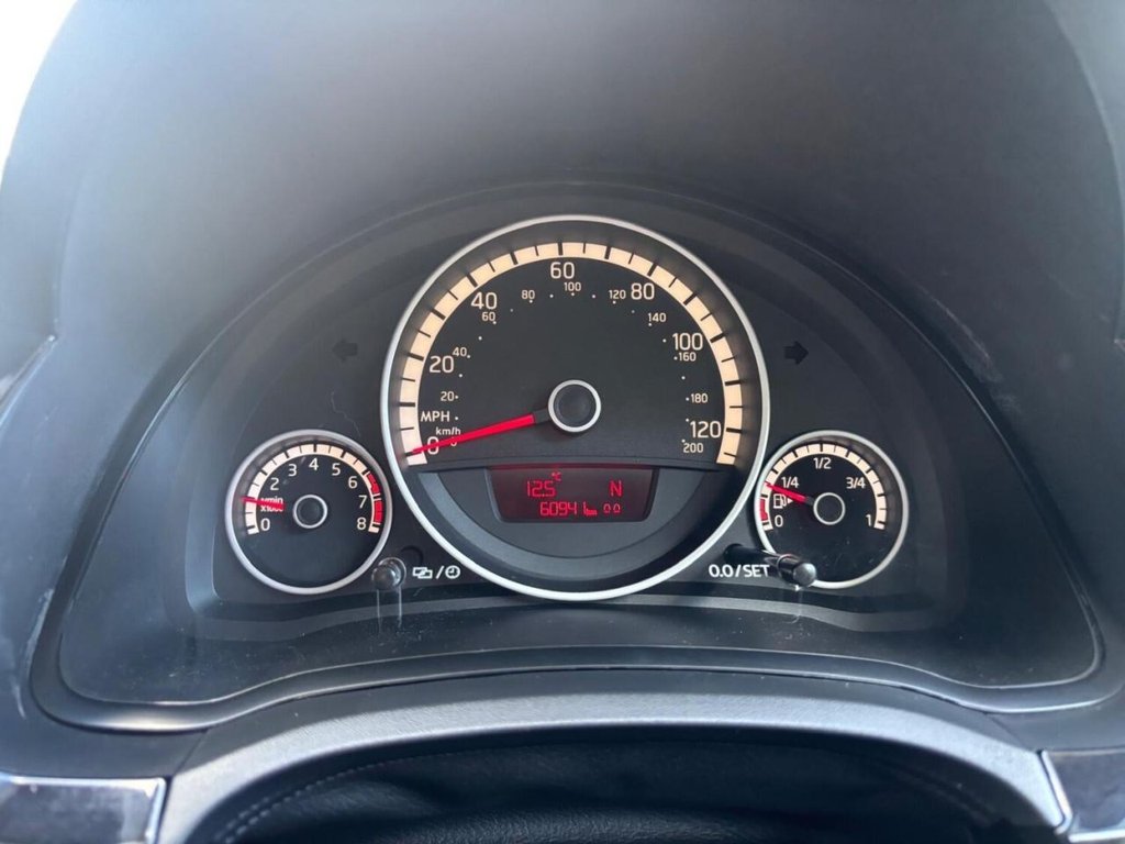 Used Volkswagen up! 2025 for sale - 76504468: Photo 15