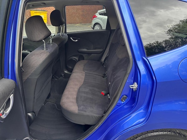Used Honda Jazz 2011 for sale - 75523567: Photo 15