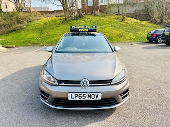 Used Volkswagen Golf 2016 for sale - 78702102: Photo