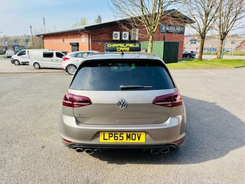 Used Volkswagen Golf 2016 for sale - 78702102: Photo