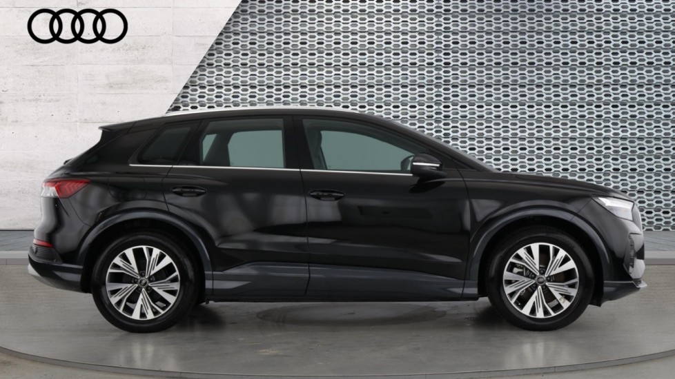 Used Audi Q4 e-tron 2024 for sale - 76552556: Photo 4