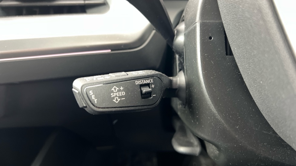 Used Audi Q4 e-tron 2024 for sale - 76552556: Photo 42