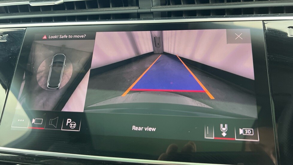 Used Audi Q7 2022 for sale - 76937500: Photo 54