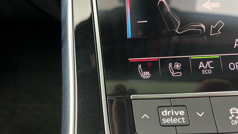 Used Audi Q7 2022 for sale - 76937500: Photo 56