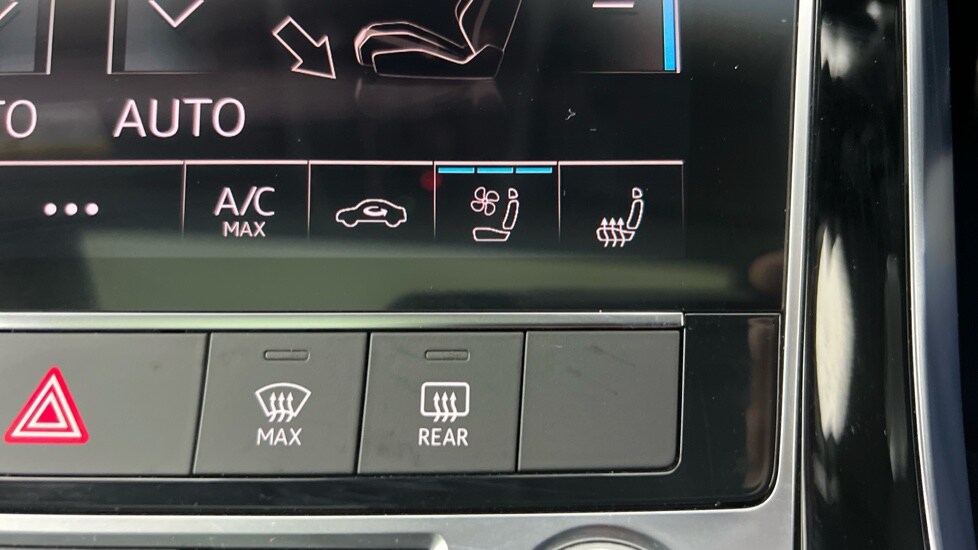 Used Audi Q7 2022 for sale - 77018277: Photo 57