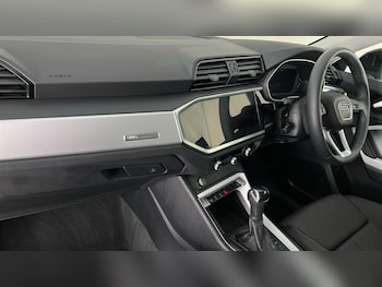 Used Audi Q3 2024 for sale - 75610638: Photo