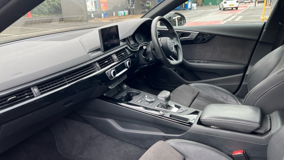 Used Audi A5 2019 for sale - 76766066: Photo 2