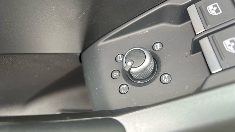 Used Audi Q3 2024 for sale - 77031326: Photo 44