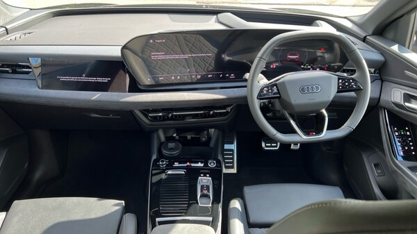 Used Audi Q6 e-tron 2025 for sale - 76203577: Photo 12