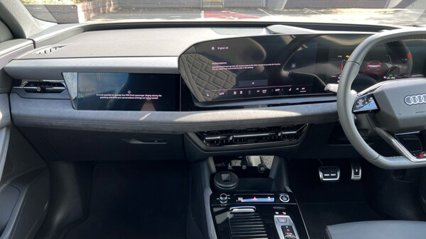 Used Audi Q6 e-tron 2025 for sale - 76203577: Photo 13