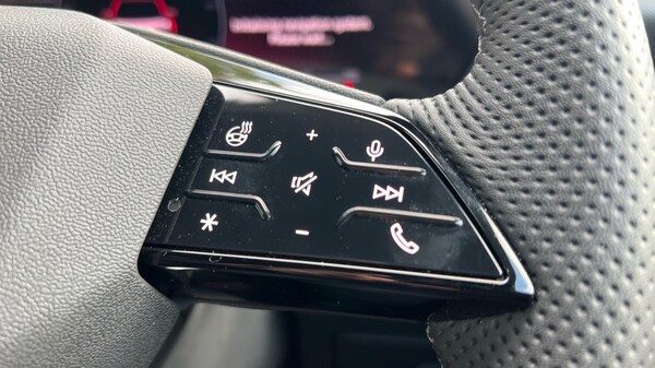 Used Audi Q6 e-tron 2025 for sale - 76203577: Photo 24
