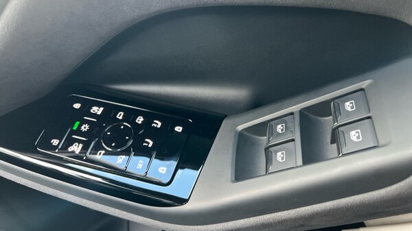 Used Audi Q6 e-tron 2025 for sale - 76203577: Photo 28