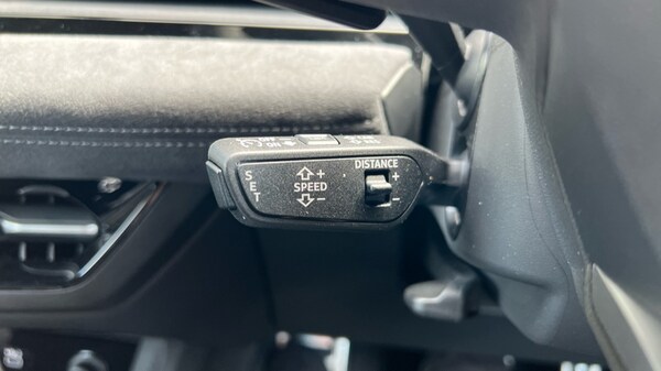 Used Audi Q6 e-tron 2025 for sale - 76203577: Photo 37