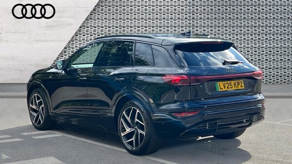 Used Audi Q6 e-tron 2025 for sale - 76203577: Photo 3
