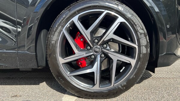 Used Audi Q6 e-tron 2025 for sale - 76203577: Photo 5