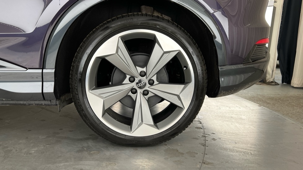 Used Audi Q4 e-tron 2025 for sale - 76593745: Photo 22