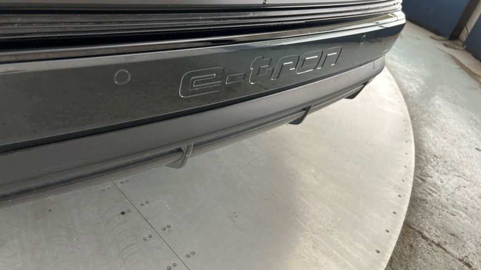 Used Audi Q4 e-tron 2025 for sale - 76593745: Photo 38