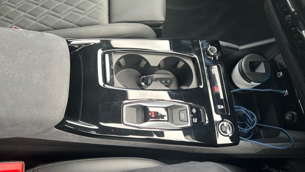 Used Audi Q6 e-tron 2025 for sale - 76660961: Photo 26