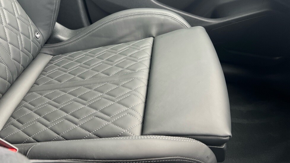 Used Audi Q6 e-tron 2025 for sale - 76660961: Photo 29