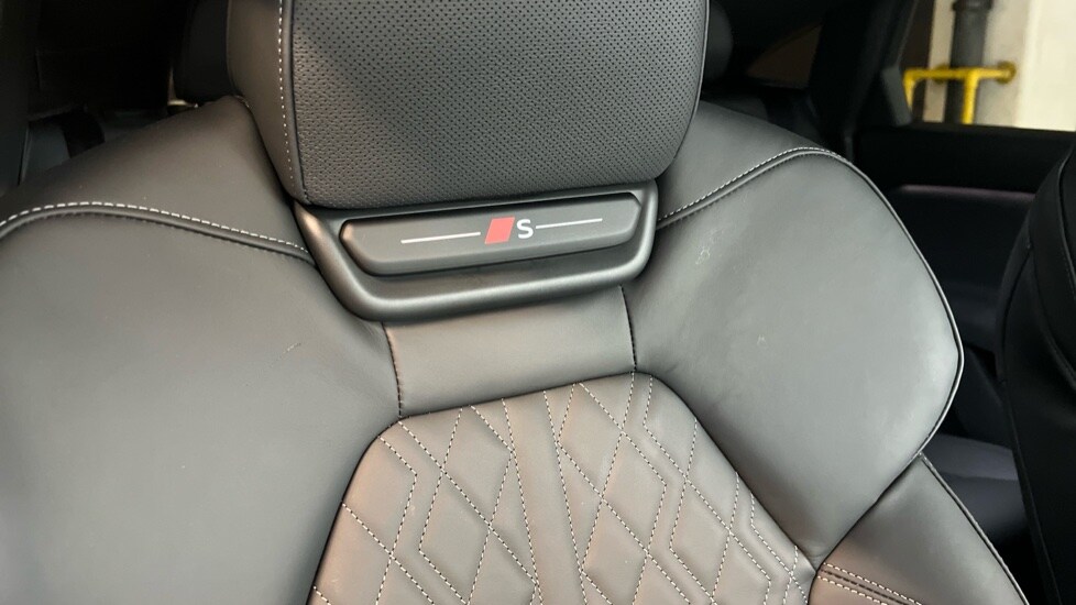 Used Audi Q6 e-tron 2025 for sale - 76660961: Photo 42