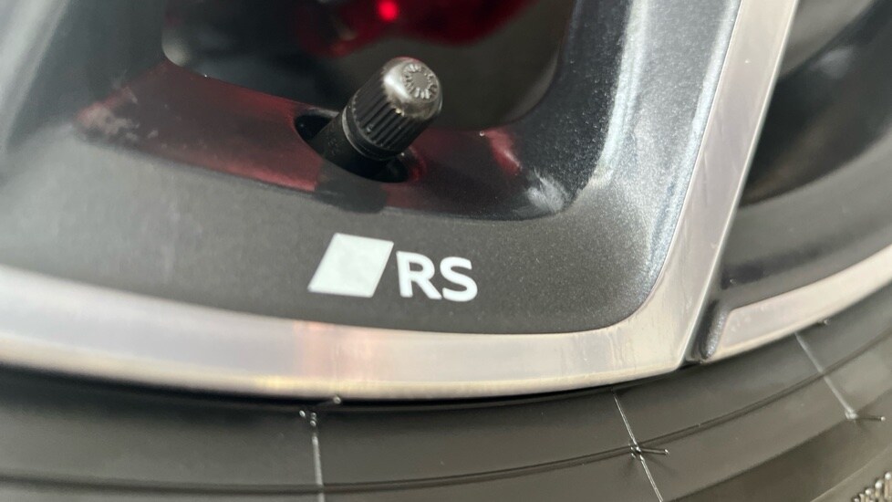 Used Audi Q6 e-tron 2025 for sale - 76660961: Photo 47