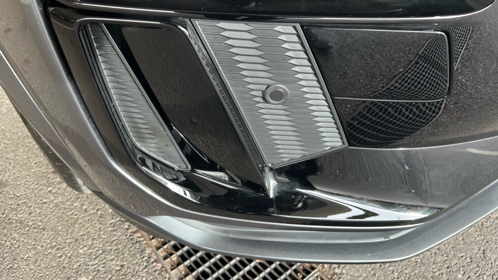 Used Audi Q6 e-tron 2025 for sale - 76660961: Photo 49