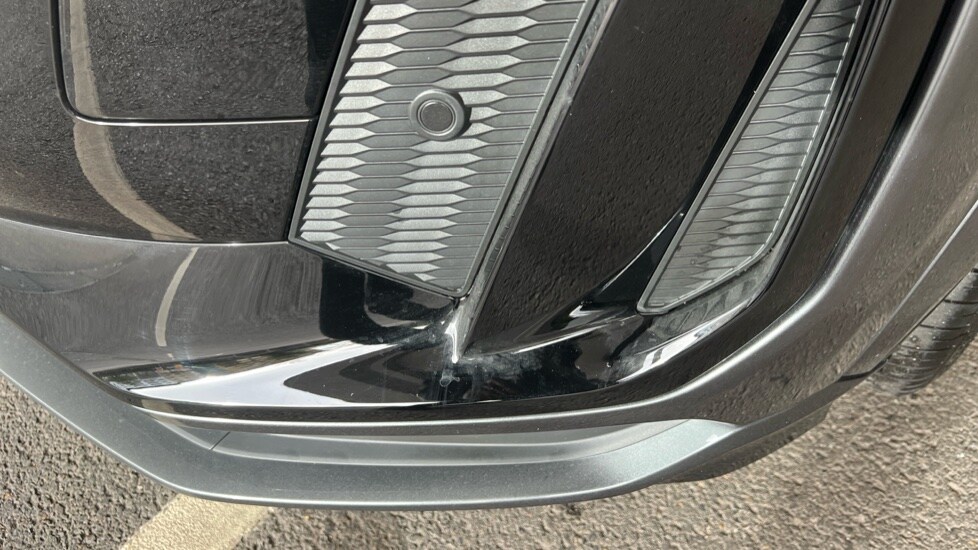 Used Audi Q6 e-tron 2025 for sale - 76660961: Photo 52